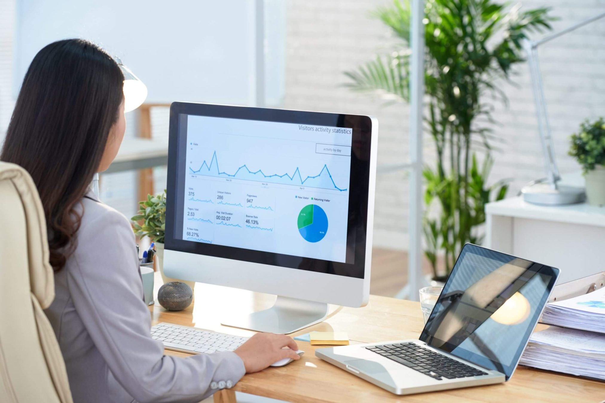 How to Align Your B2B Digital Marketing Strategy With Sales Team? -