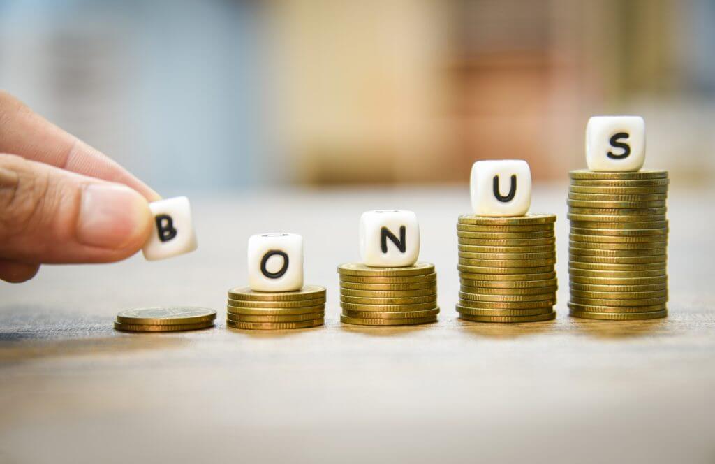 Commission Payout Schedules: How Often Should Your Affiliate Program Pay? - Commission Payout Schedules: How Often Should Your Affiliate Program Pay?