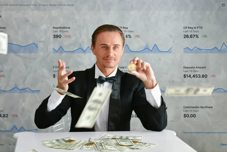 scaleo affiliate marketing software making money